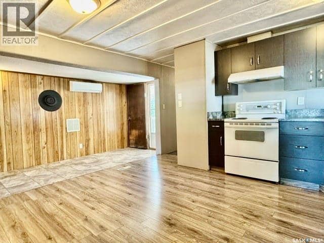 219 13th STREET — photo 13 of 32