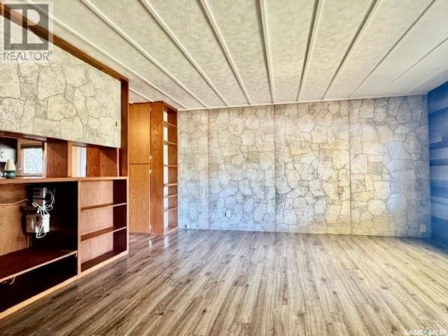 219 13th STREET — photo 6 of 32