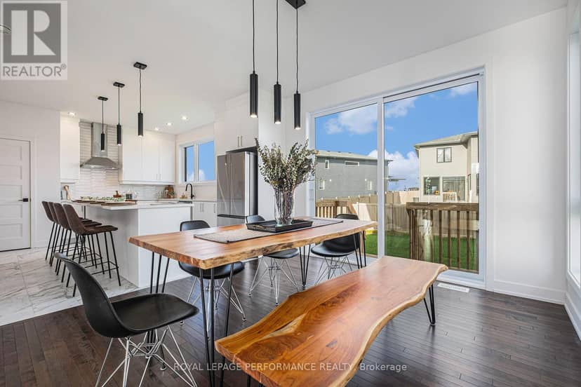 19 Rutile Street — photo 7 of 25