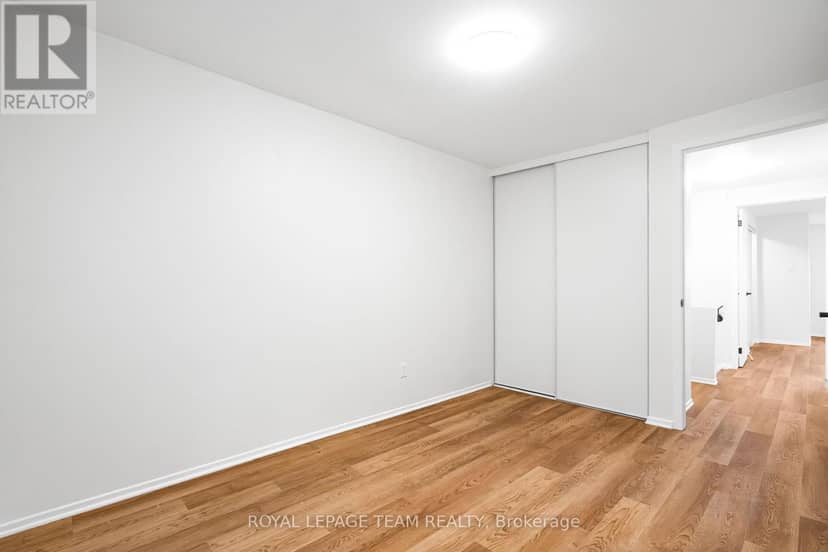 15 - 121 Castlefrank Road — photo 33 of 40