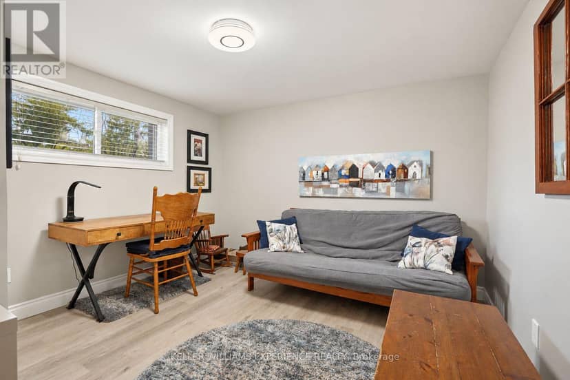 11 Barbara Avenue — photo 26 of 40