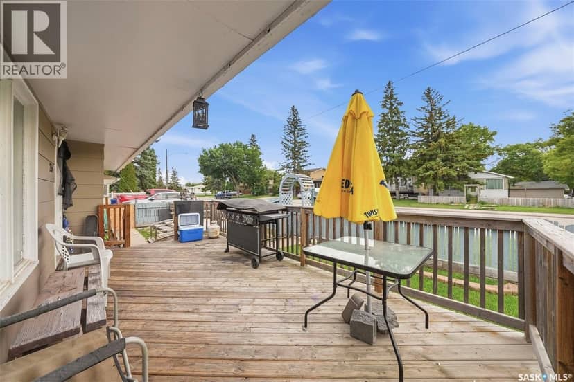 234 Winnipeg AVENUE S, Saskatoon, photo 2