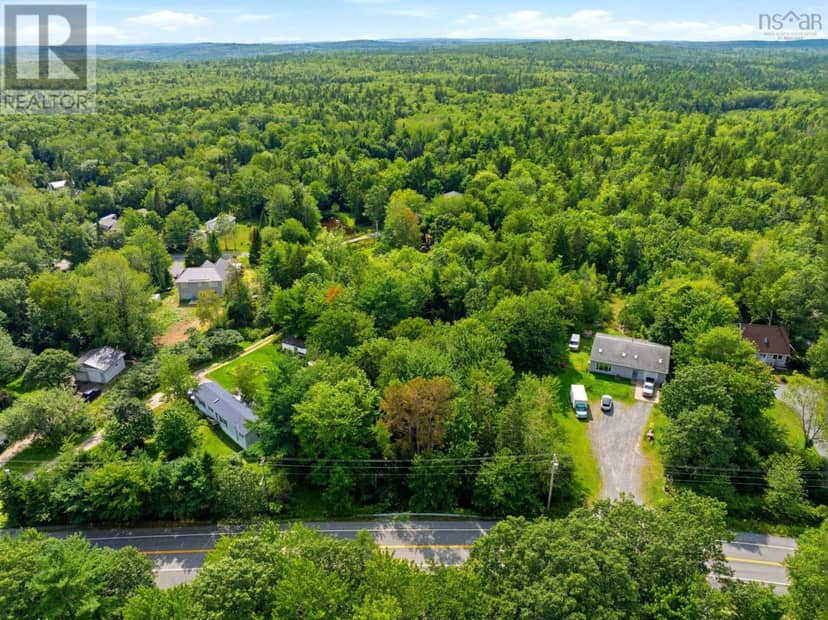 2282 Beaver Bank Road, Beaver Bank, photo 5