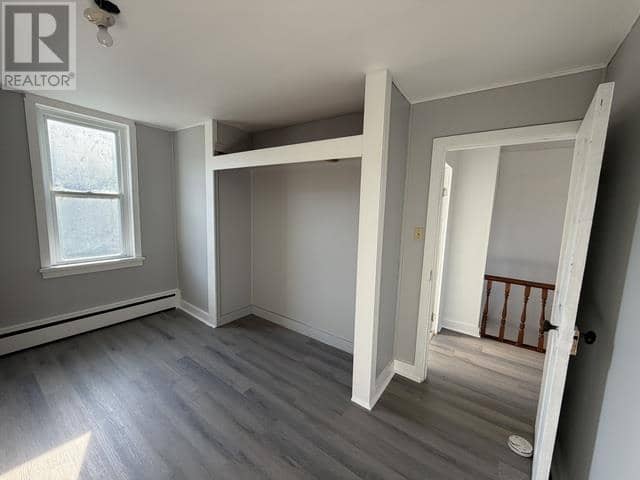 62 Queen ST — photo 19 of 33