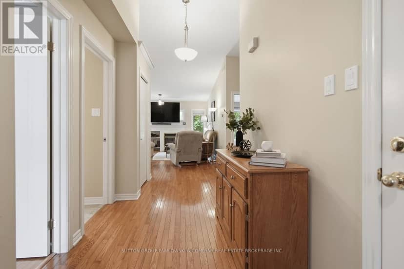 64 - 1241 Hamilton Road, London East, photo 2