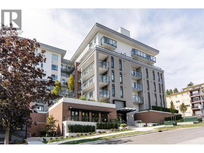 421 82 FIRST STREET, New Westminster