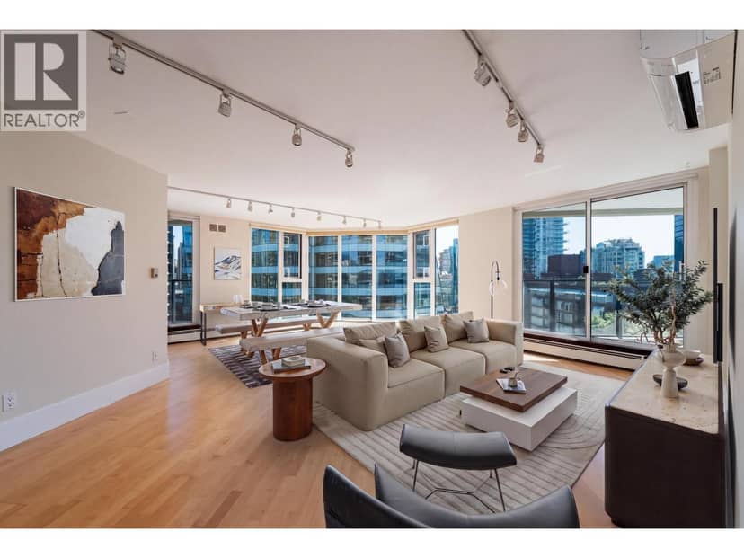 905 1010 BURNABY STREET, Vancouver, photo 2
