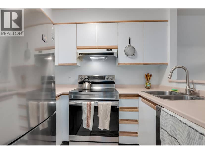 205 1535 CHESTERFIELD AVENUE, North Vancouver, photo 4