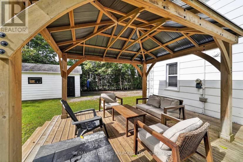 15904 Manning Road — photo 4 of 32