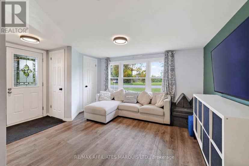 15904 Manning Road — photo 7 of 32