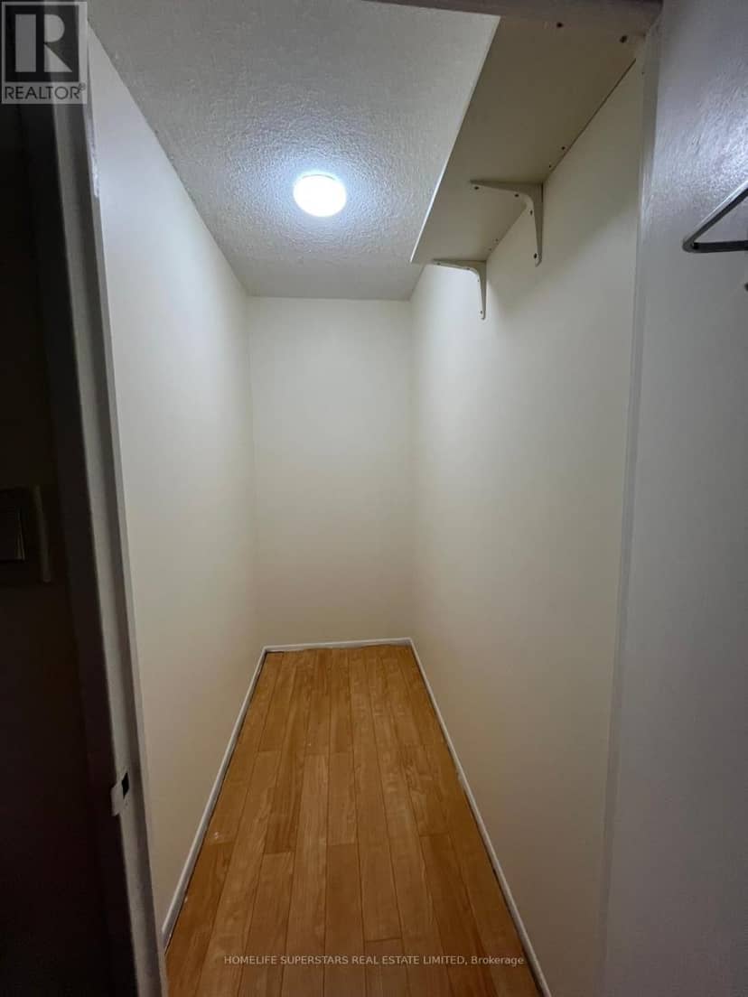 705 - 5 San Romano Way — photo 13 of 17
