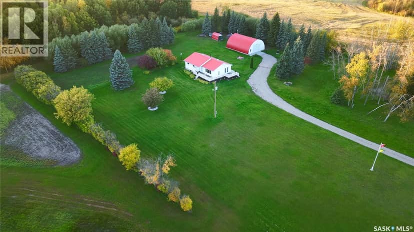 Howden Acreage North-East of Garrick, Saskatchewan, Torch River Rm No. 488, photo 2