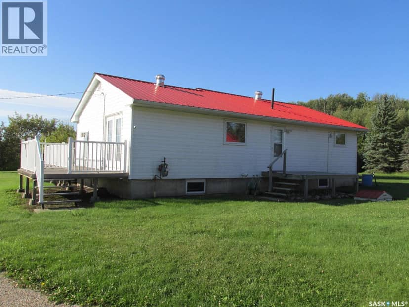 Howden Acreage North-East of Garrick, Saskatchewan — photo 9 of 40
