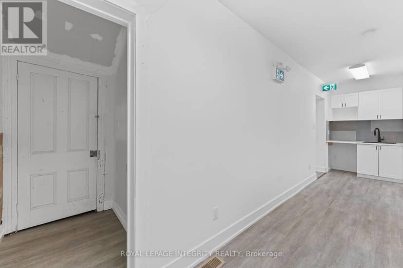 34 Market Street — photo 12 of 39