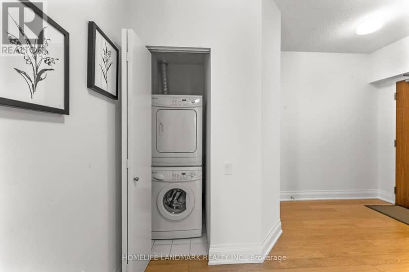 4508 - 2191 Yonge Street — photo 38 of 40