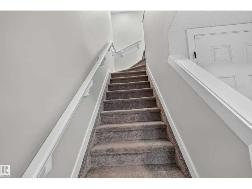 #44 3025 151 AV NW, Edmonton, photo 5
