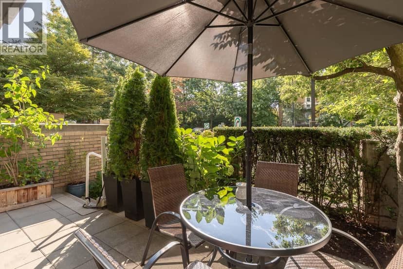 14 166 W 13TH STREET, North Vancouver, photo 2
