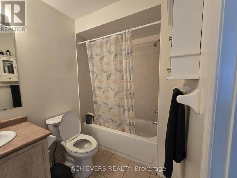 240 Scottsdale Drive — photo 25 of 40