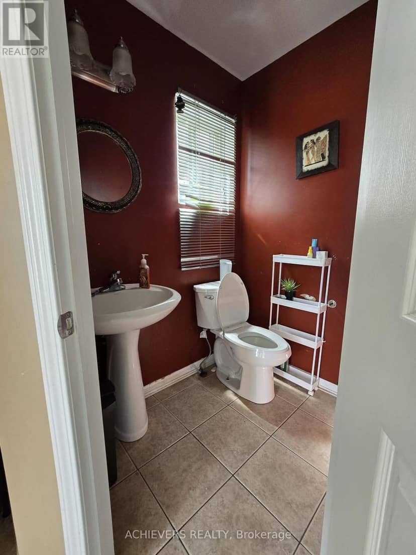 240 Scottsdale Drive — photo 9 of 40