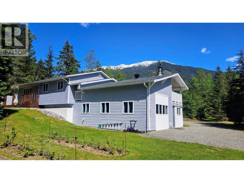 5515 KLEANZA DRIVE, Terrace
