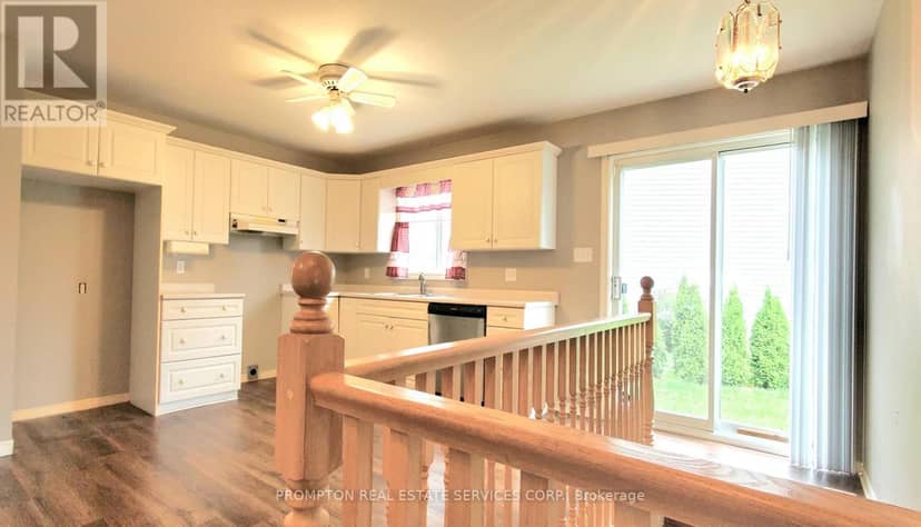 7410 Trinity Court — photo 16 of 32
