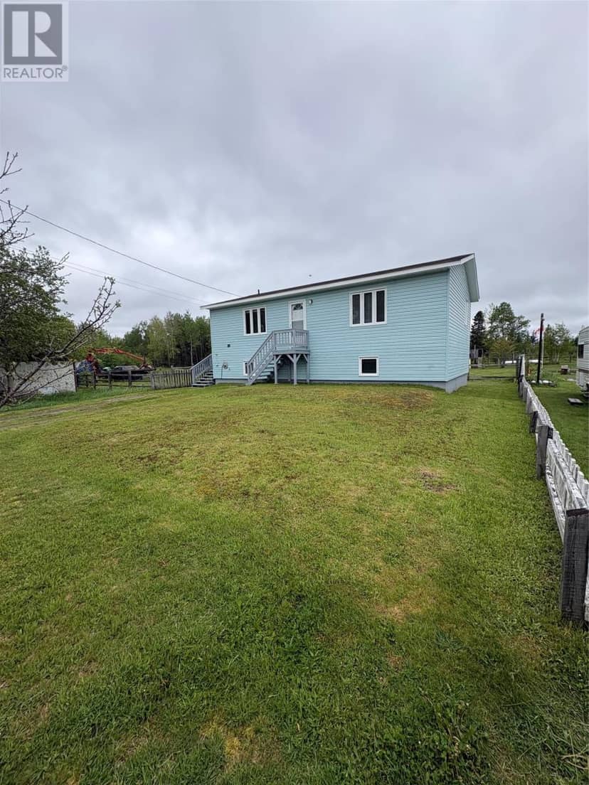 35 Badger Drive, Badger, photo 2