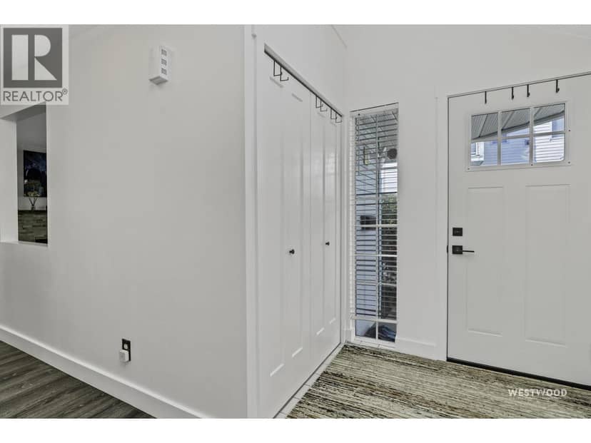 1 19236 119 AVENUE, Pitt Meadows, photo 2