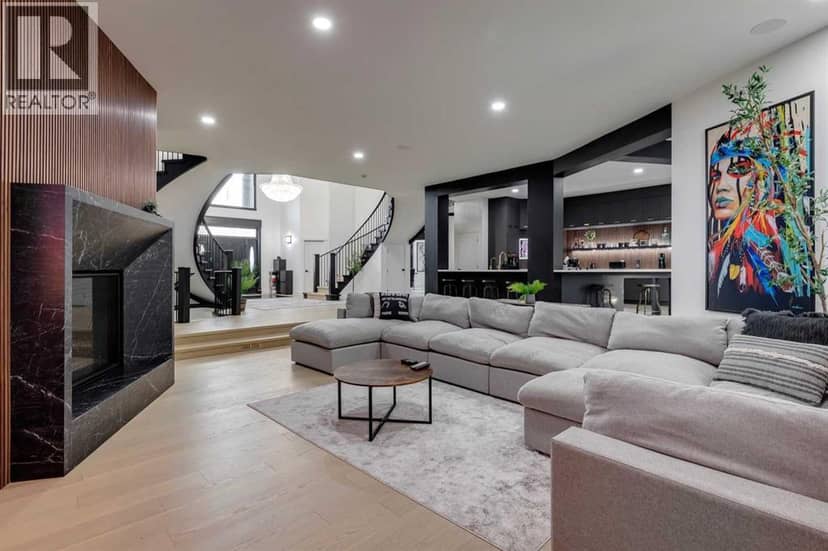 1507 96 Avenue SW, Calgary, photo 3