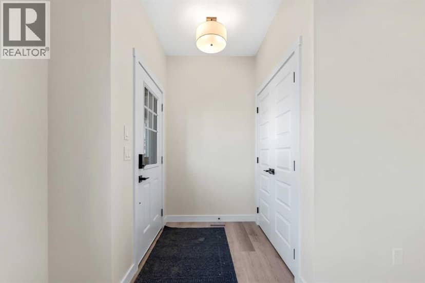 734 Bayview Hill SW, Airdrie, photo 7