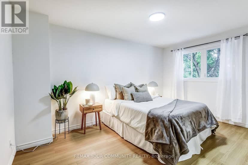 53 Glory Crescent — photo 9 of 32