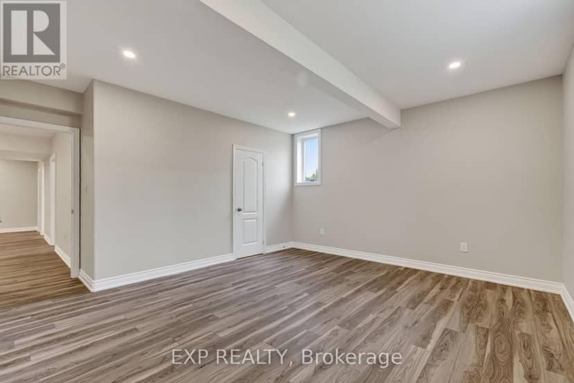 28 Singleton Street — photo 26 of 40
