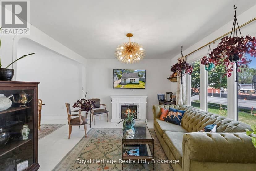 31 Caroline Street — photo 16 of 35