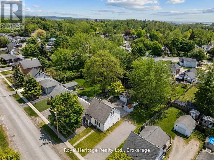 31 Caroline Street — photo 34 of 35