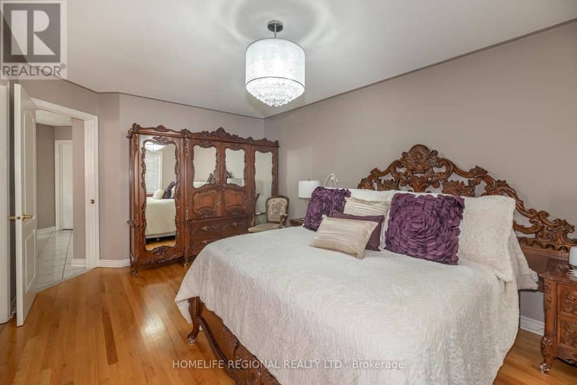 40 Arnold Crescent — photo 14 of 24