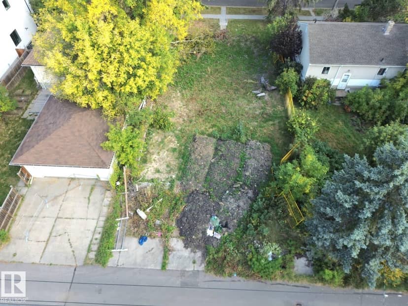 13567 107A AV NW — photo 9 of 14