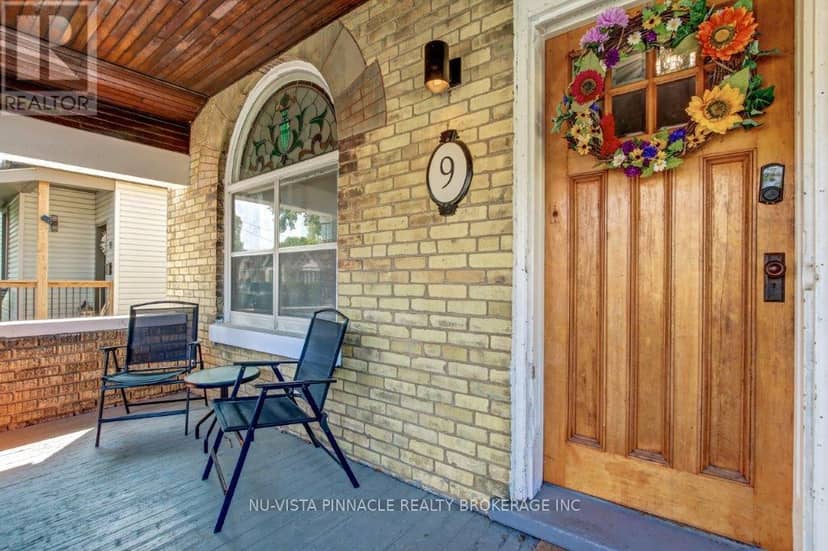 9 Sycamore Street — photo 2 of 23