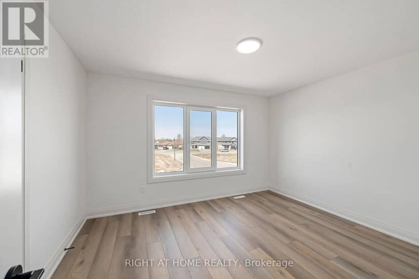 43 Lucas Road — photo 17 of 20