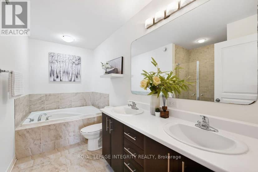 1014 Ottenbrite Crescent — photo 37 of 40