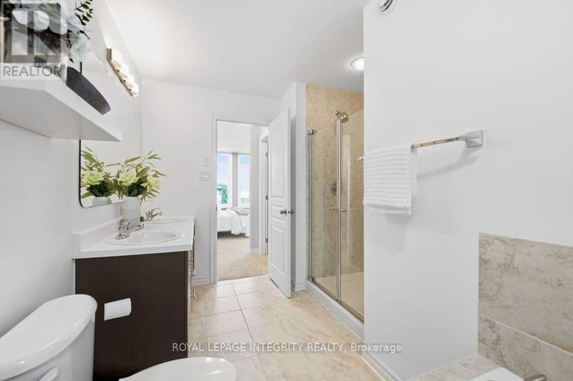 1014 Ottenbrite Crescent — photo 38 of 40