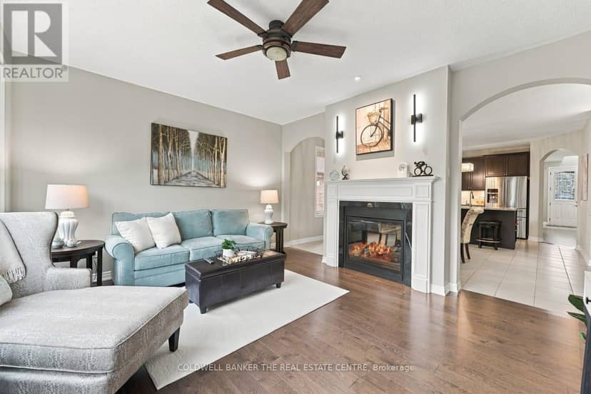 25 Manor Forest Road — photo 13 of 32