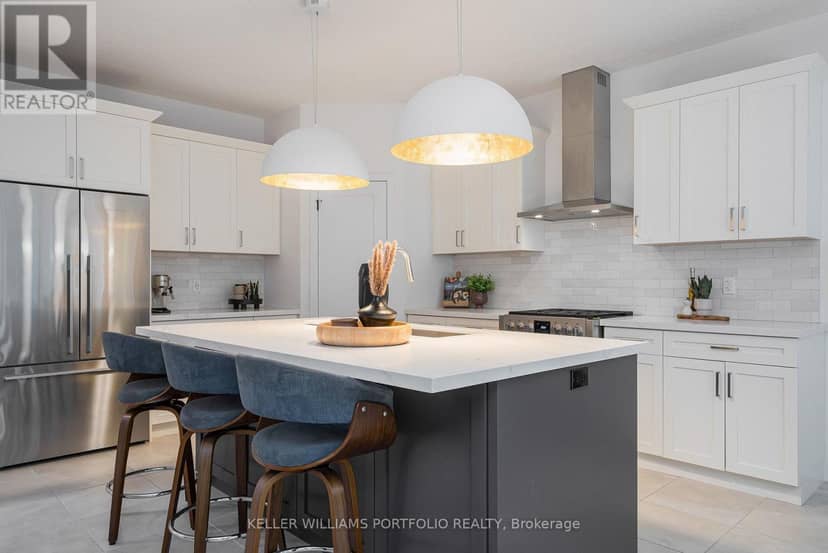 51 Maidens Crescent — photo 18 of 40