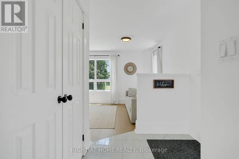 123 John Street — photo 13 of 40