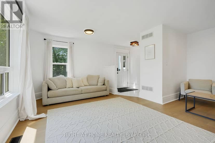 123 John Street — photo 17 of 40