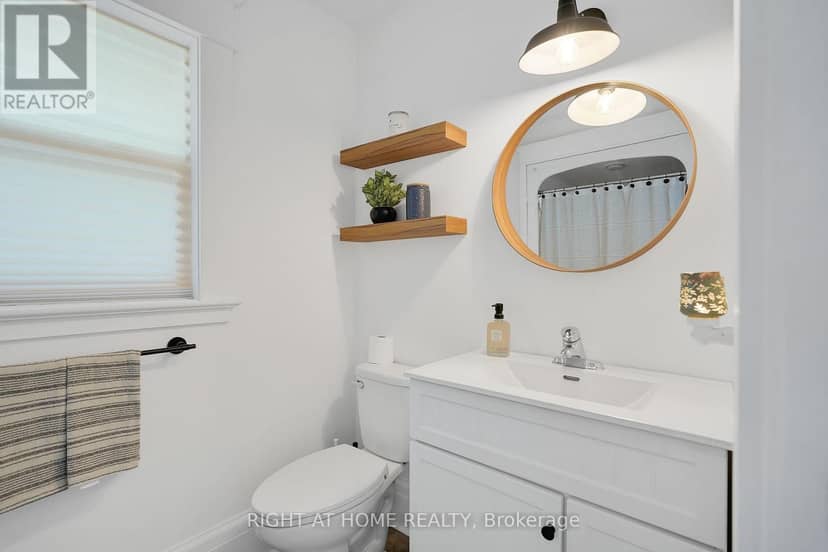 123 John Street — photo 27 of 40