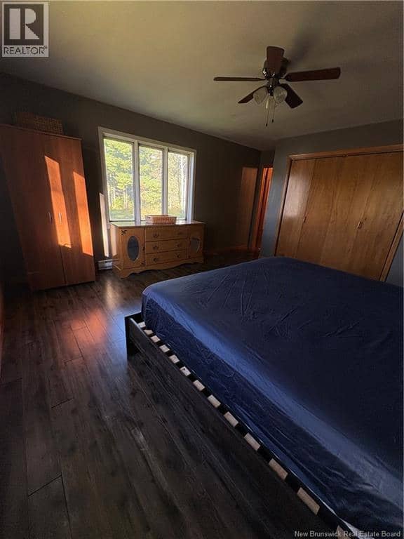 33 Halcomb Road — photo 11 of 19