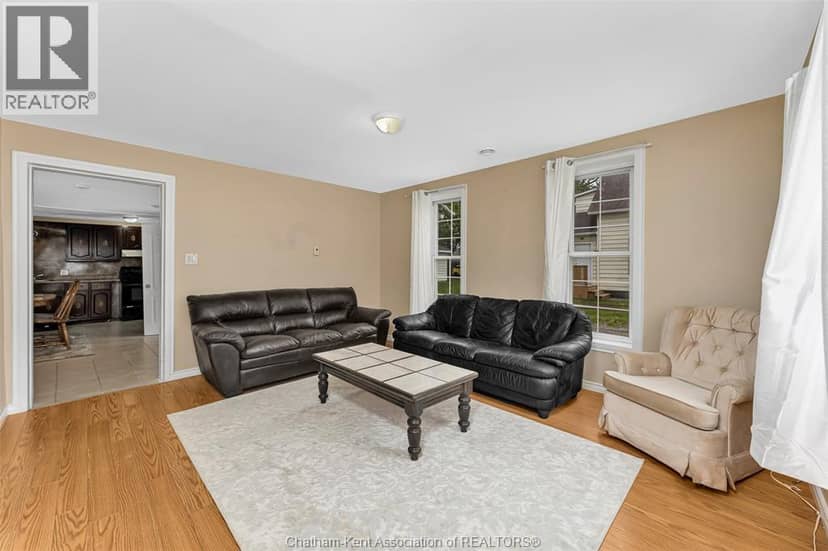 39 McGeorge Street — photo 11 of 33