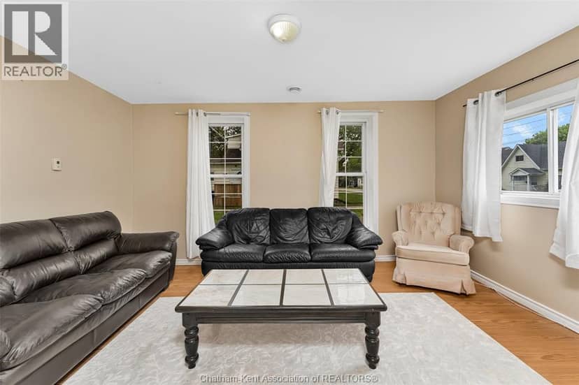39 McGeorge Street — photo 12 of 33