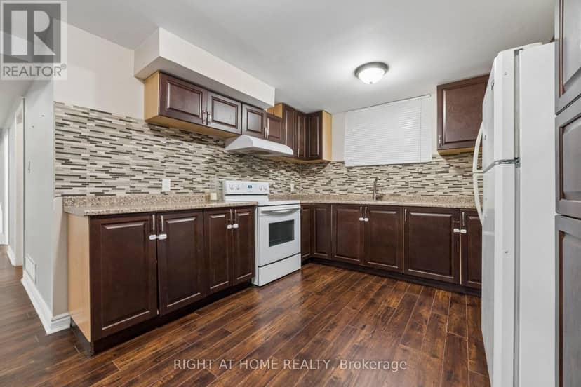 13 Weston Crescent — photo 10 of 40
