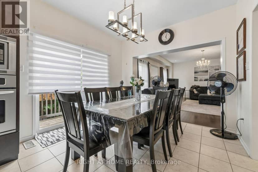 13 Weston Crescent — photo 33 of 40