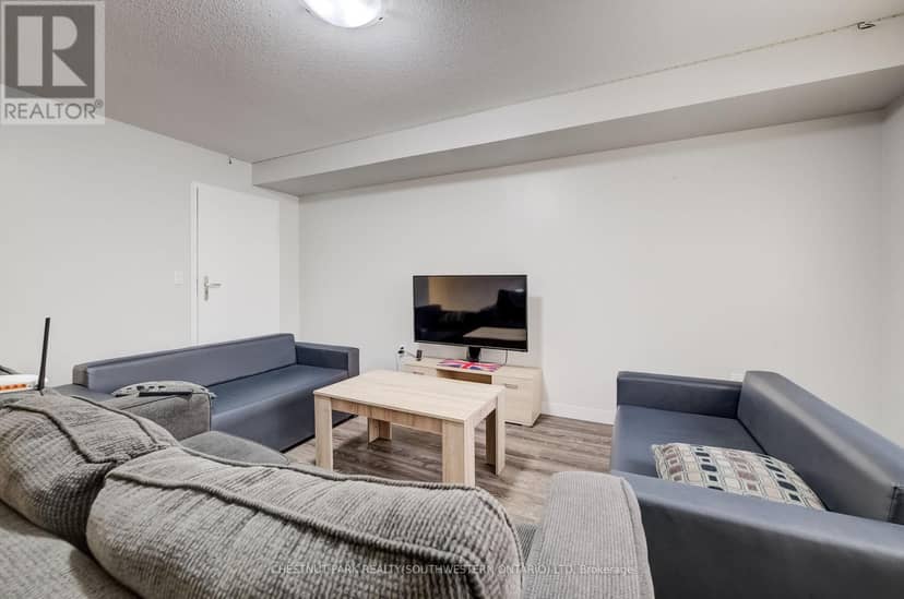 114 - 338 Albert Street — photo 6 of 22